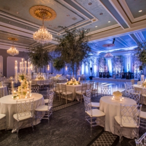 elegant wedding florals for january wedding in new orleans louisiana event florals by kim starr wise created dreamy romantic wedding reception floral decor with large floral centerpieces filled with an all white floral arrangements of hydrangea and ranunculus