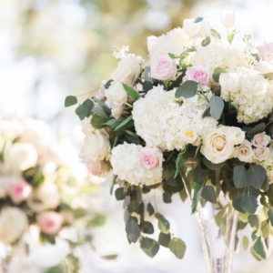 new-orleans-southern-plantation-wedding-floral-arrangements-kim-starr-wise-040117-ceremony-floral-arrangements