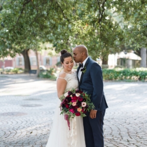 new-orleans-wedding-floral-arrangements-kim-starr-wise-winter-wedding-bridal-bouquet