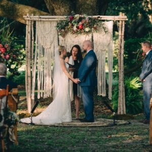 new orleans wedding floral arrangements kim starr wise audubon park wedding ceremomy